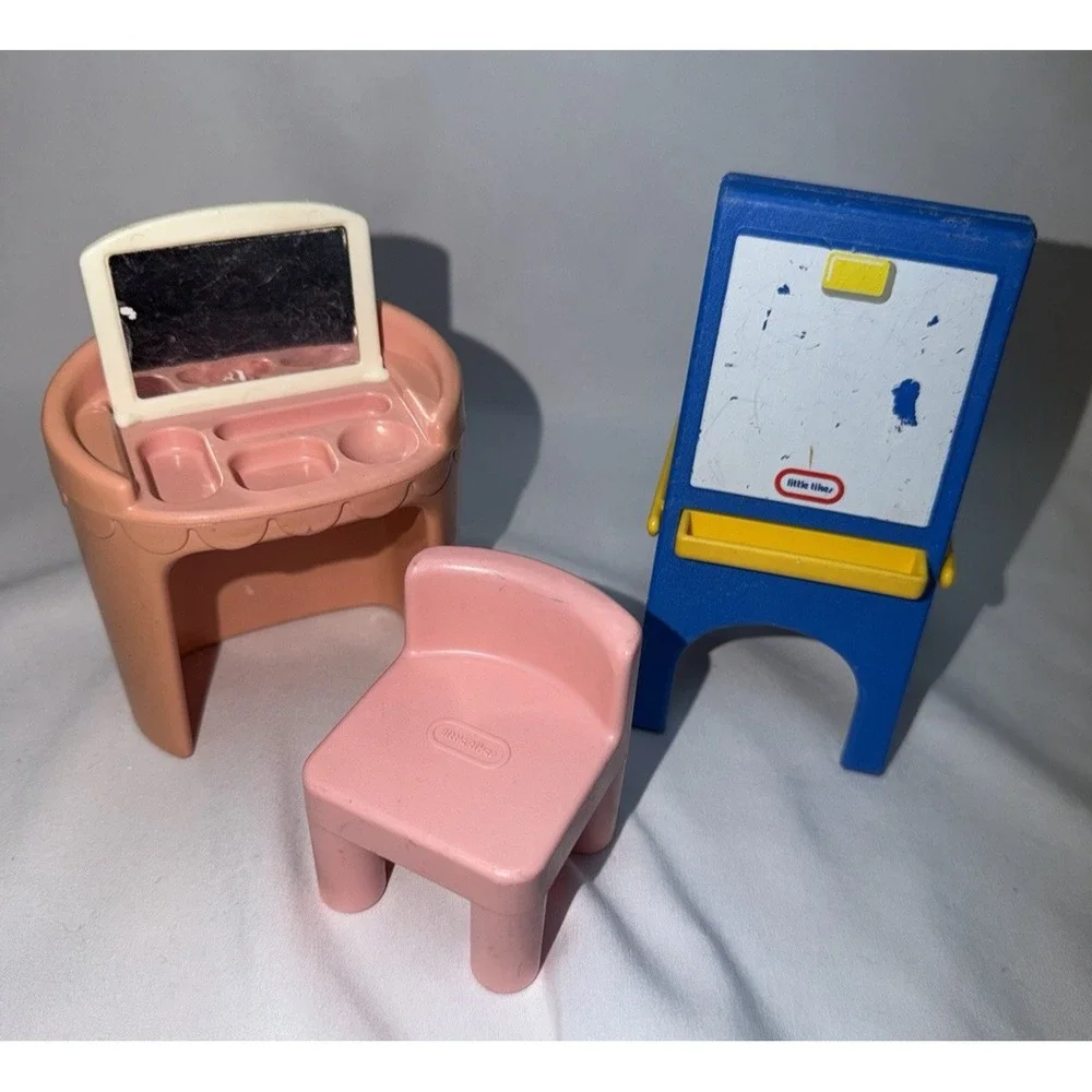 Little Tikes Dollhouse Accessories Art Table Vanity Chair